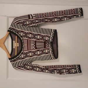 Flying Tomato Long-sleeve Crop-top